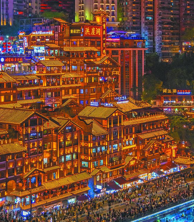 重庆火锅“涮出”3千亿大市场PG电子麻将胡了热辣滚烫！(图6)