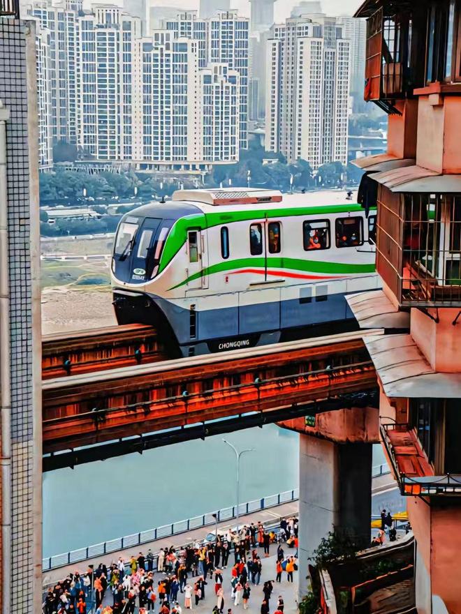 级教程：两个人跟团玩四天团费大概多少钱PG麻将胡了免费模拟器重庆4天行程保姆(图1)